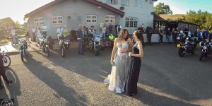 Na maturantski ples jo je pospremilo kar 300 motoristov
