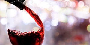 Kdaj je za kristjana greh, če uživa alkohol?