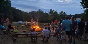 Posebno taborjenje, na katerem so se očetje povezali s svojimi sinovi