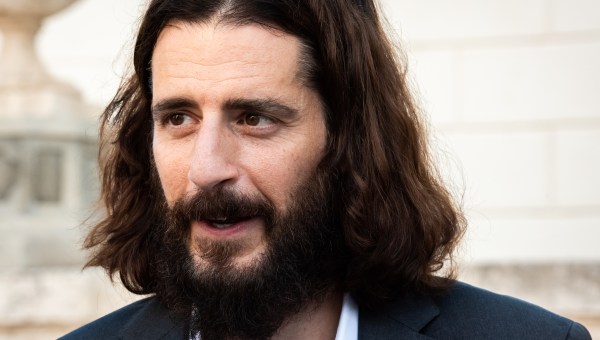 The-American-actor-Jonathan-Roumie-during-Vitae-Foundation-Summit-Antoine-Mekary-ALETEIA