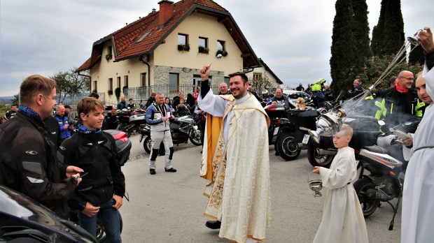 martin golob masa za motoriste blagoslov