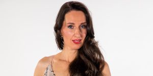Klovnesa in igralka Alenka Marinič: “Pripravljamo se na potrese, poplave, na vse možne scenarije, na smrt pa ne”
