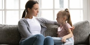 3 pogovori, s katerimi boste otroke zaščitili pred zlorabami