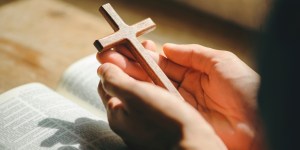 4 vrste ljudi, ki v svojem življenju potrebujejo molitev
