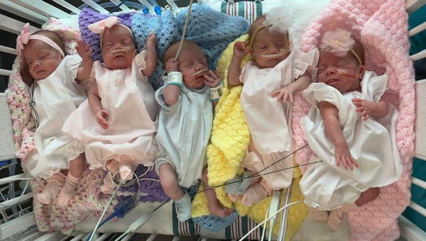 Pięcioraczki urodzone w Stanach Zjednoczonych