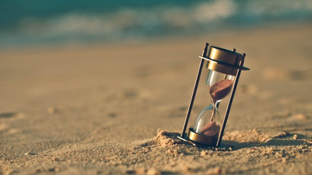 Hourglass-on-a-sand-dune-beach-shutterstock