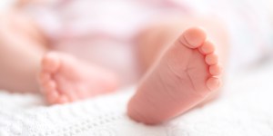 Kako izbrati ime za najinega otroka, če imava različne želje