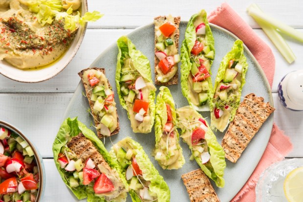Raw vegan taco meal