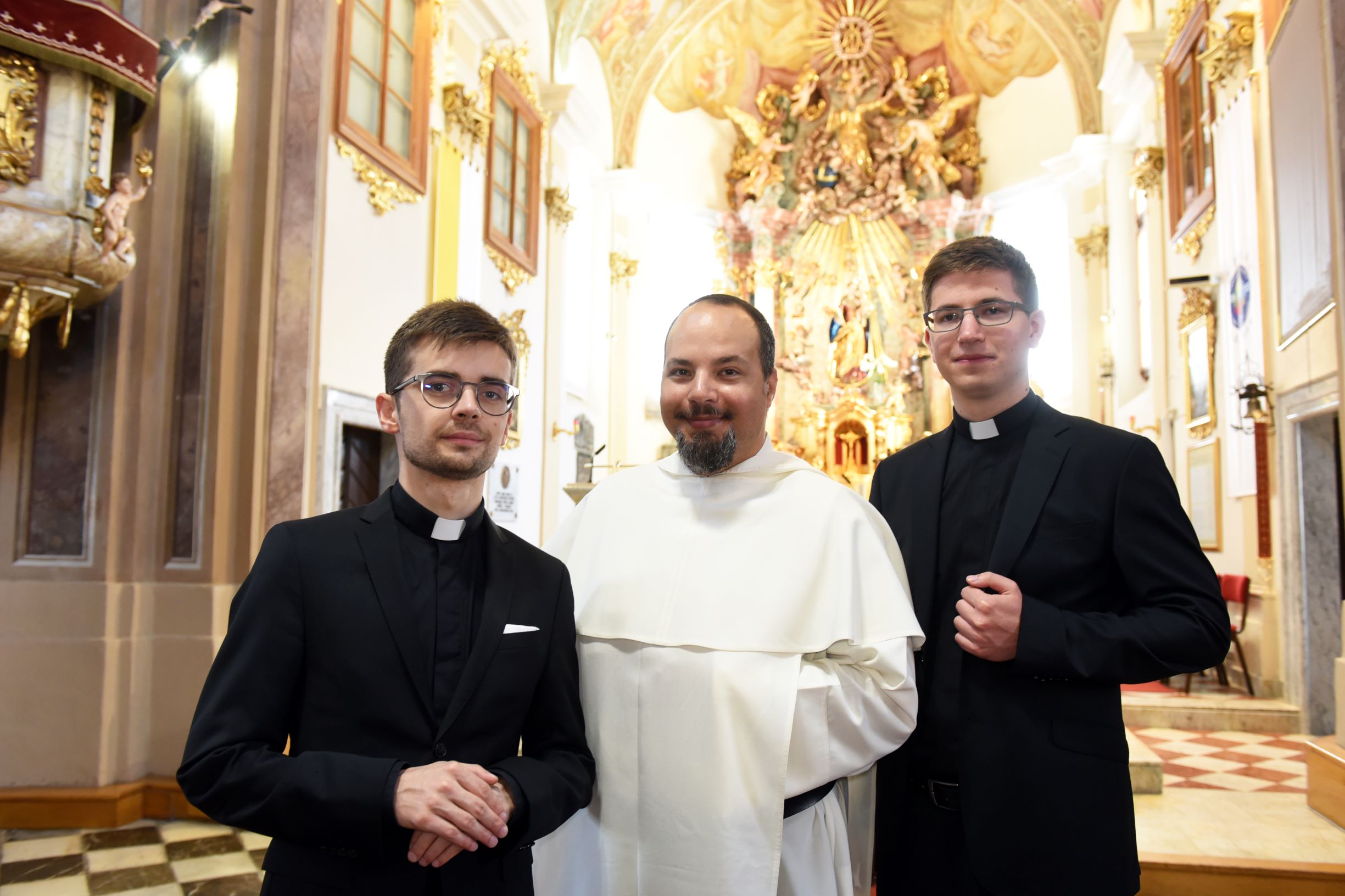 Kam odhajajo slovenski novomašniki 2023