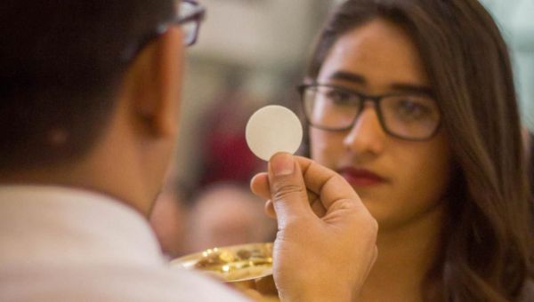 COMMUNION-EUCHARISTIE