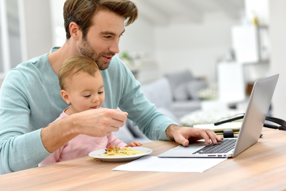 Paternidad trabajo y familia