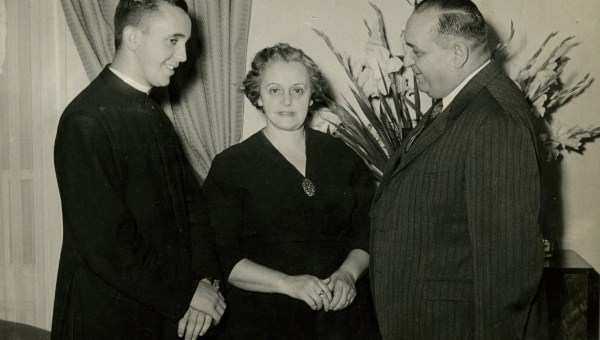 Jorge Bergoglio now Pope Francis his mother Maria Regina Sivori and his father Mario Jose Bergoglio