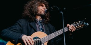 Adi Smolar iskreno: &#8220;Še dobro, da sem izgubil službo.&#8221; Zakaj pa?