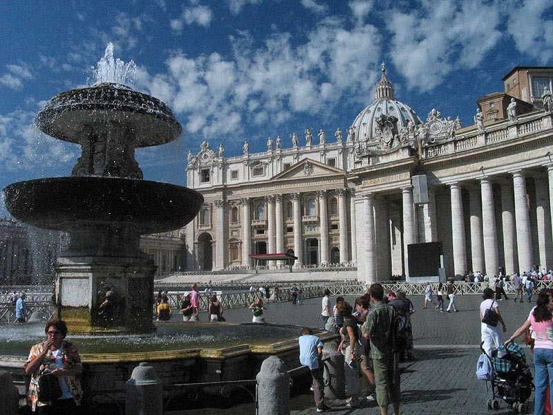 Vatican Fountains left side