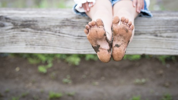 Children's feet became muddy