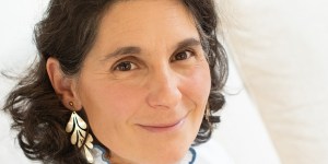 Pisateljica in mama devetih otrok: &#8220;Verjamem v moč zgodb&#8221;