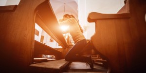 10 običajnih evharističnih navad, ki jih moramo obvarovati pred rutino