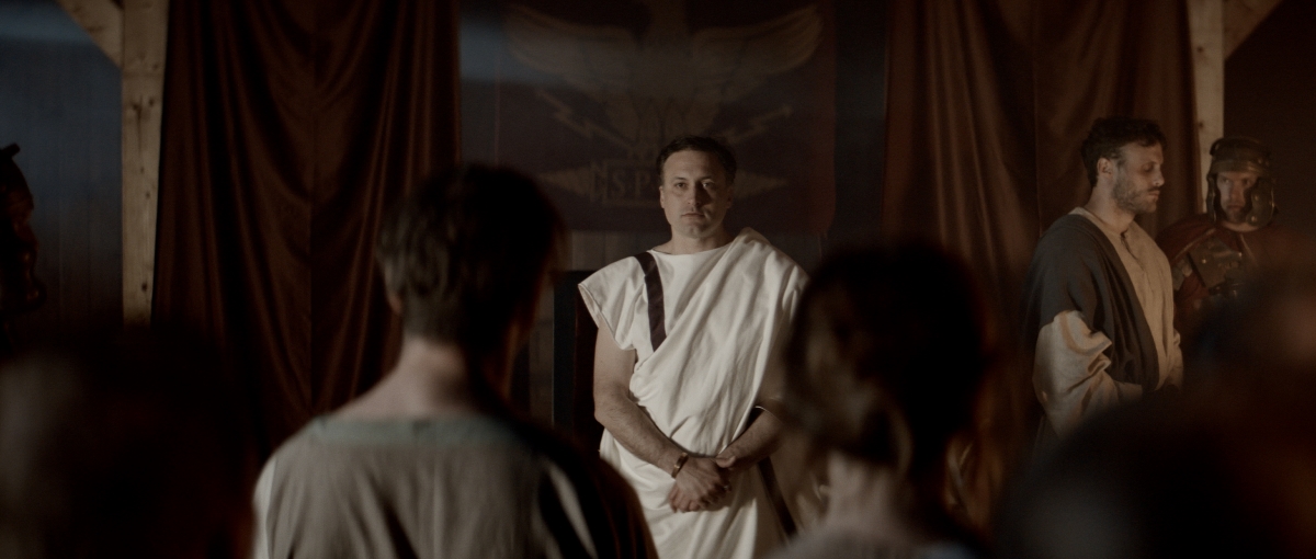 Še nekaj fotografij iz filma Živi v Kristusu: Mučenci Cerkve