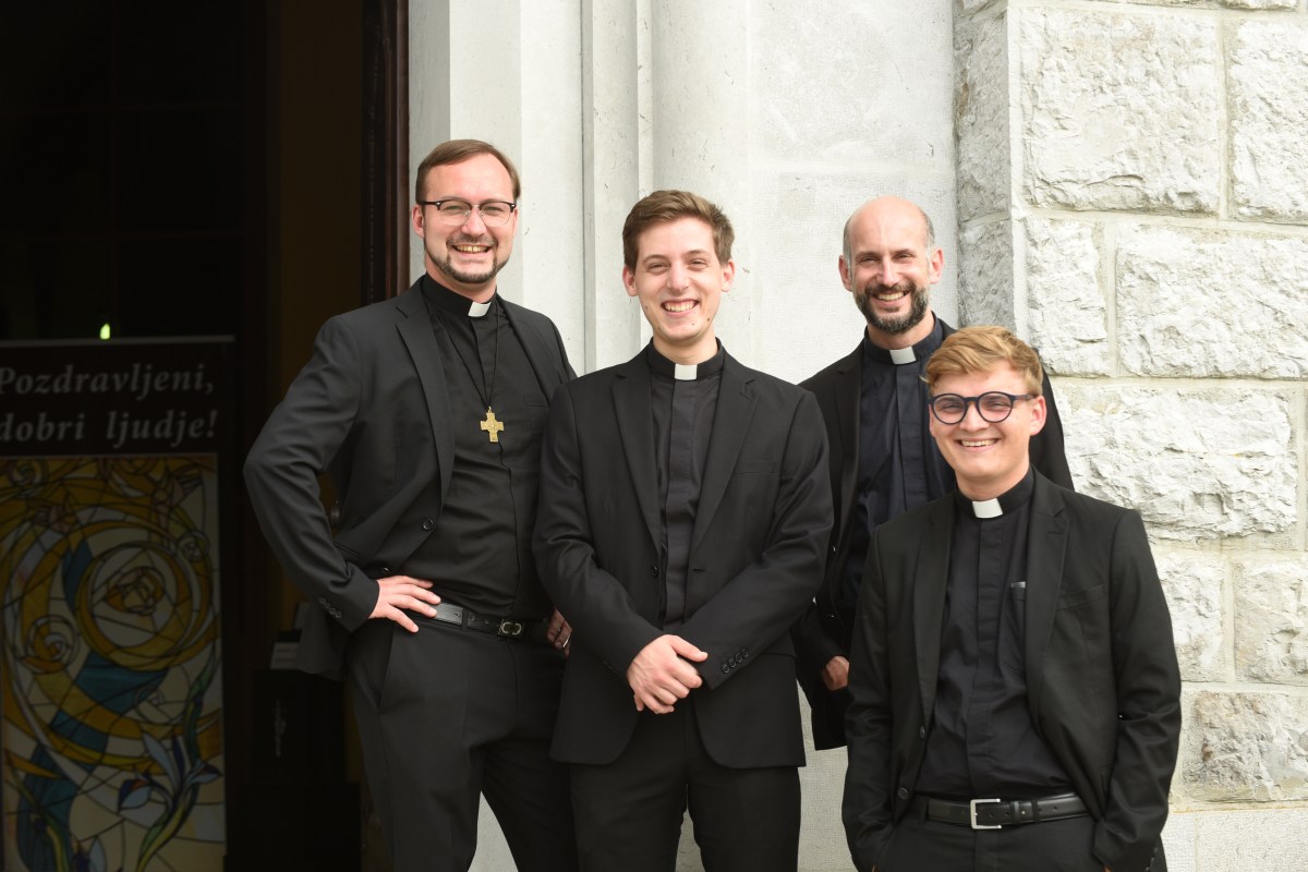 Slovenski novomašniki 2024