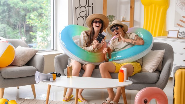 couple beach accessories