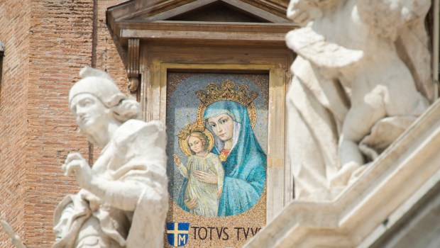 Mater Ecclesiae - MD002