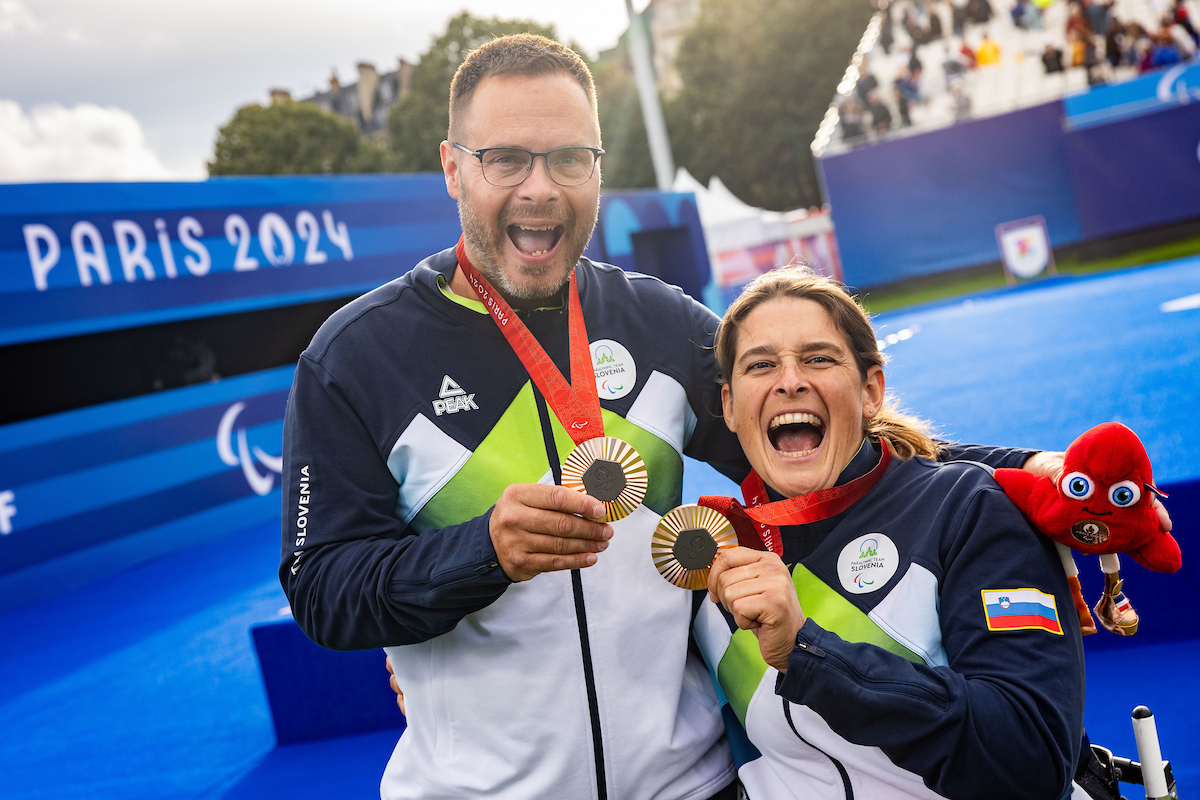 Živa Lavrinc in Dejan Fabčič, osvajalca paraolimpijske kolajne