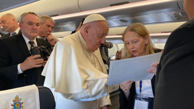 Potovanje papeža Frančiška