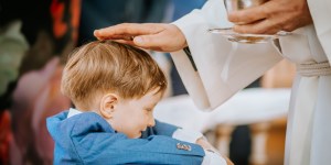 12 navad družin, v katerih otroci ohranijo vero