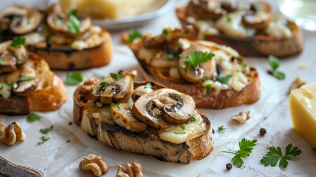 Mushroom sandwiches