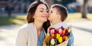 Sveto pismo in poljubi: kdaj in v kakšnih okoliščinah jih omenja