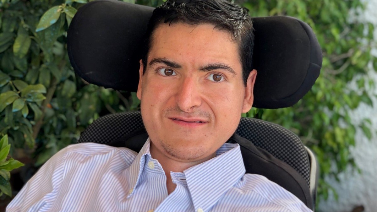 UNE-Xavi.jpg