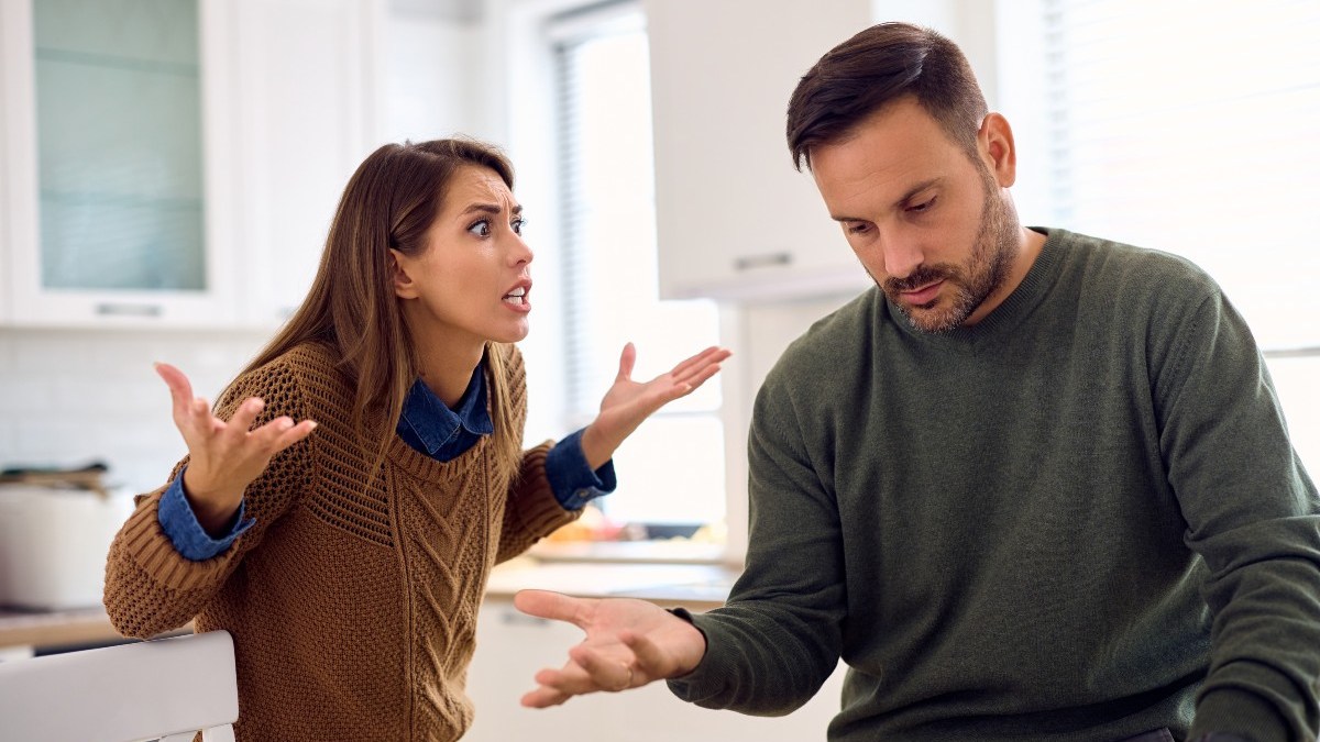 ARGUE-COUPLE.jpg