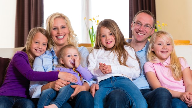 mom-dad-kids-