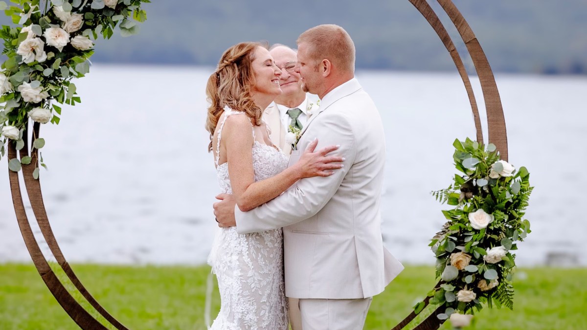 Jennifer and Travis Ellis