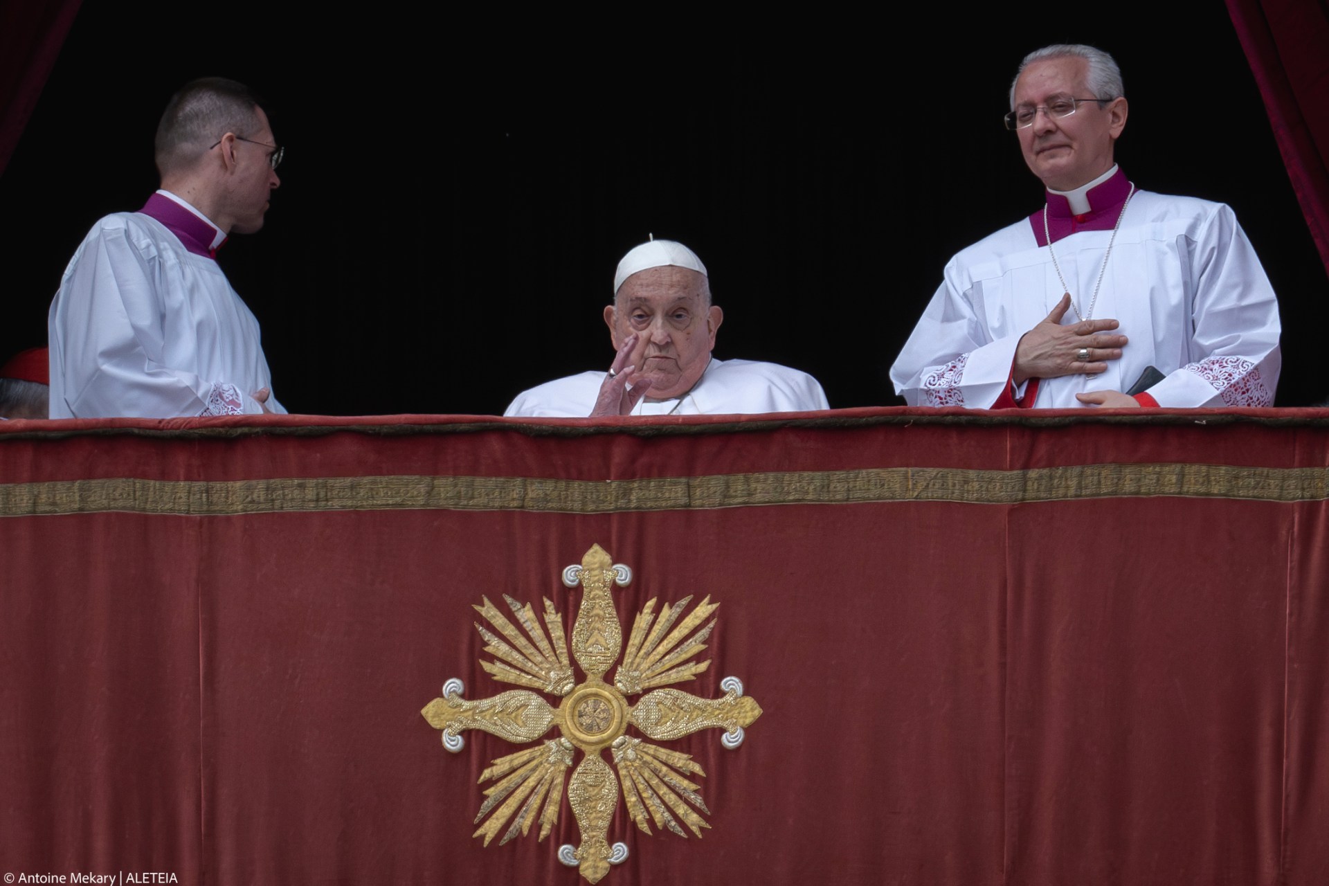 EASTER-VATICAN-POPE-EASTER2025