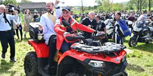 [FOTO] Blagoslov motoristov in motorjev v Mirni Peči: Kar 16 tisoč jih je bilo!