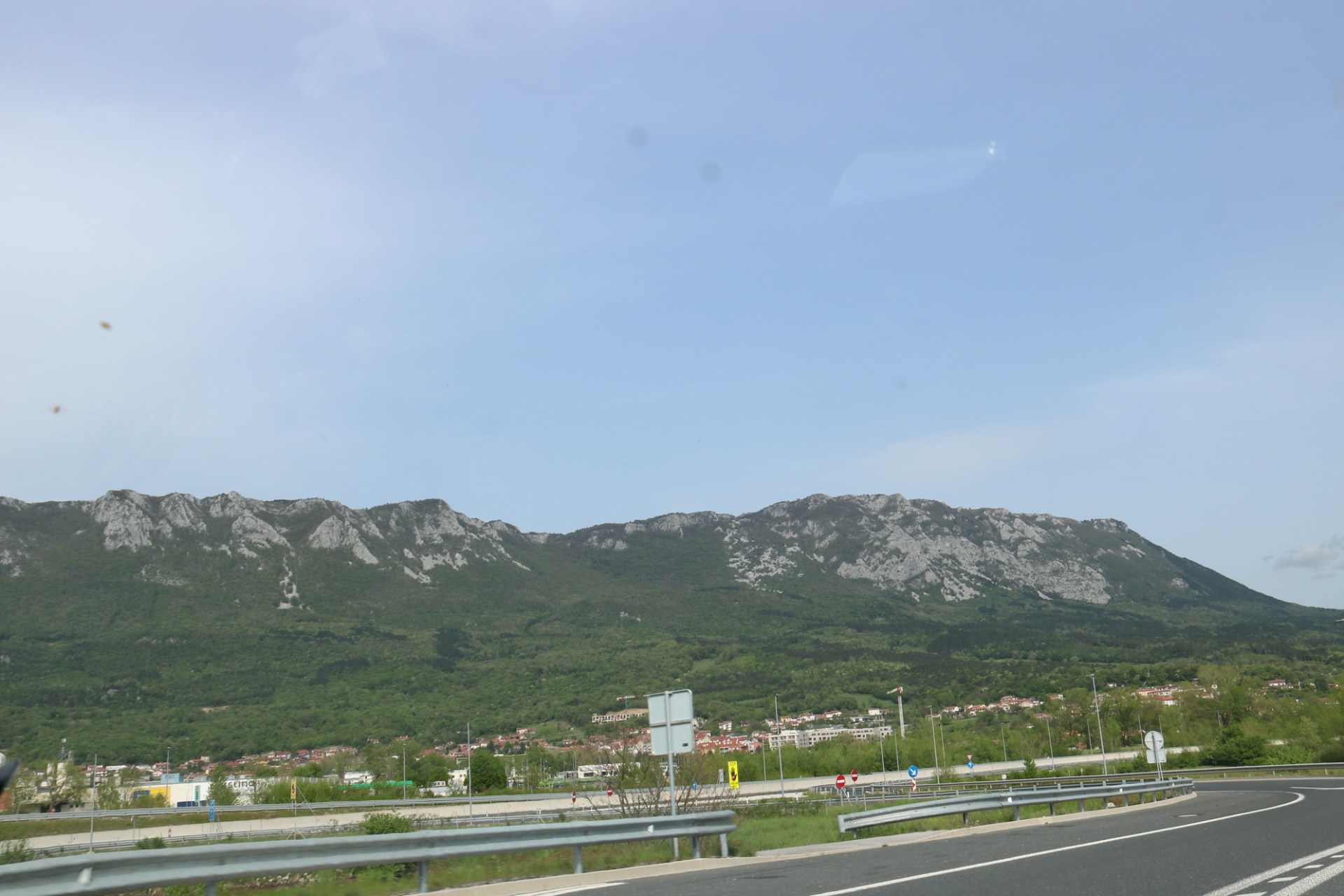 Gora nad Ajdovscino