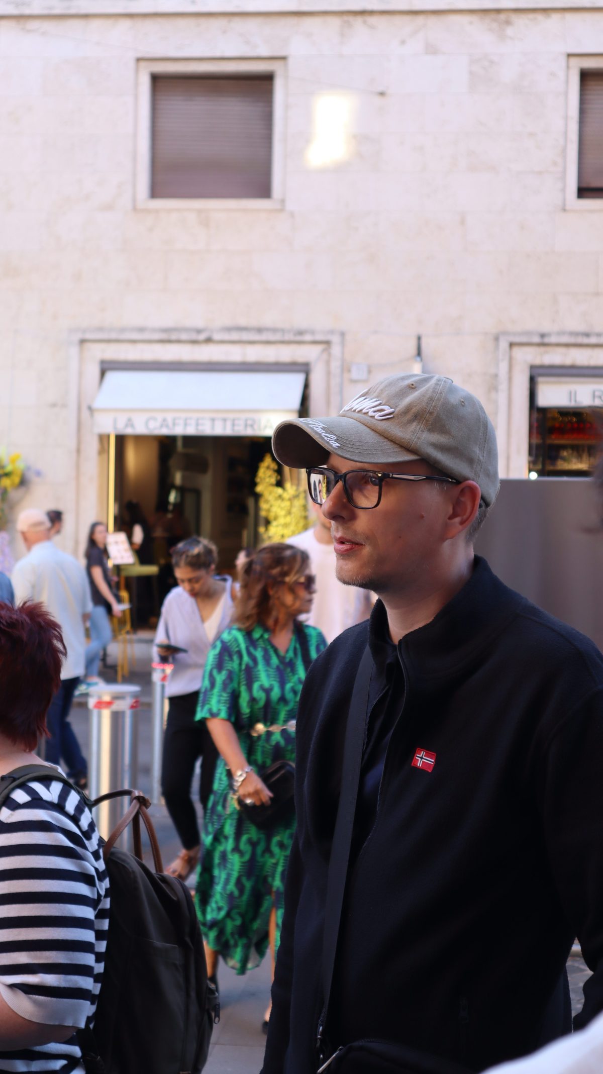 {"rendered":"Peter Janu\u0161 kot pevec in pastoralni asistent v \u0160vici"}