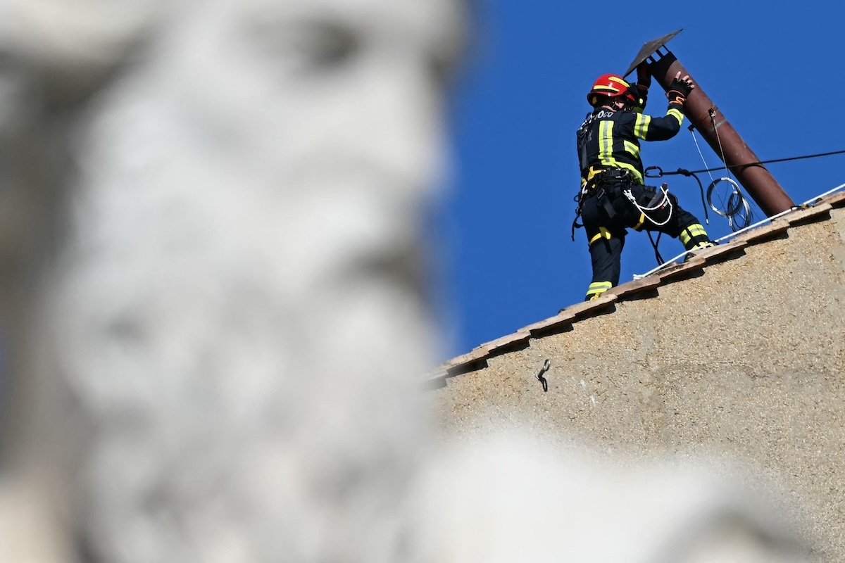 Sistine chapel chimney