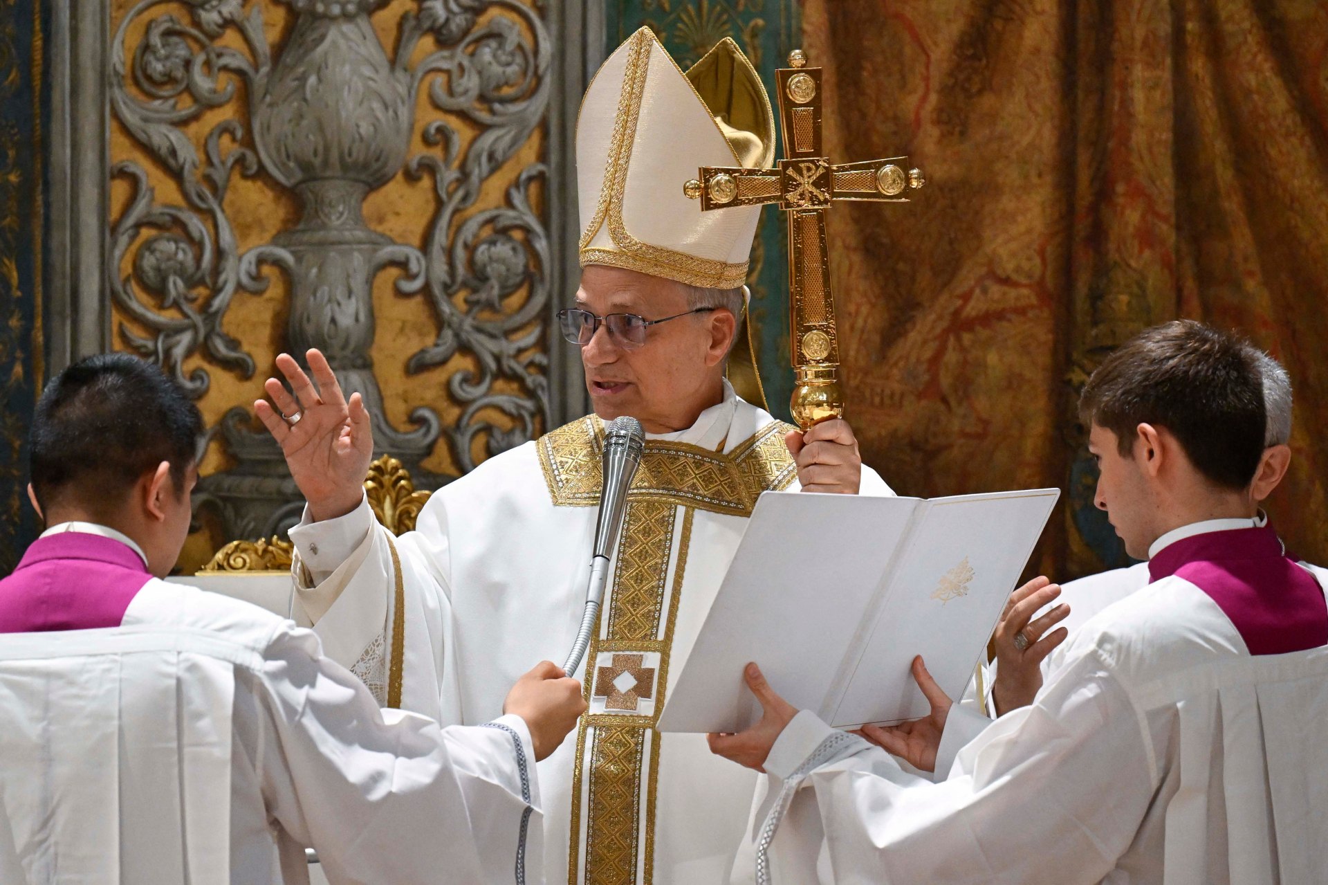 LEON-XIV-FIRST-MASS-AFP