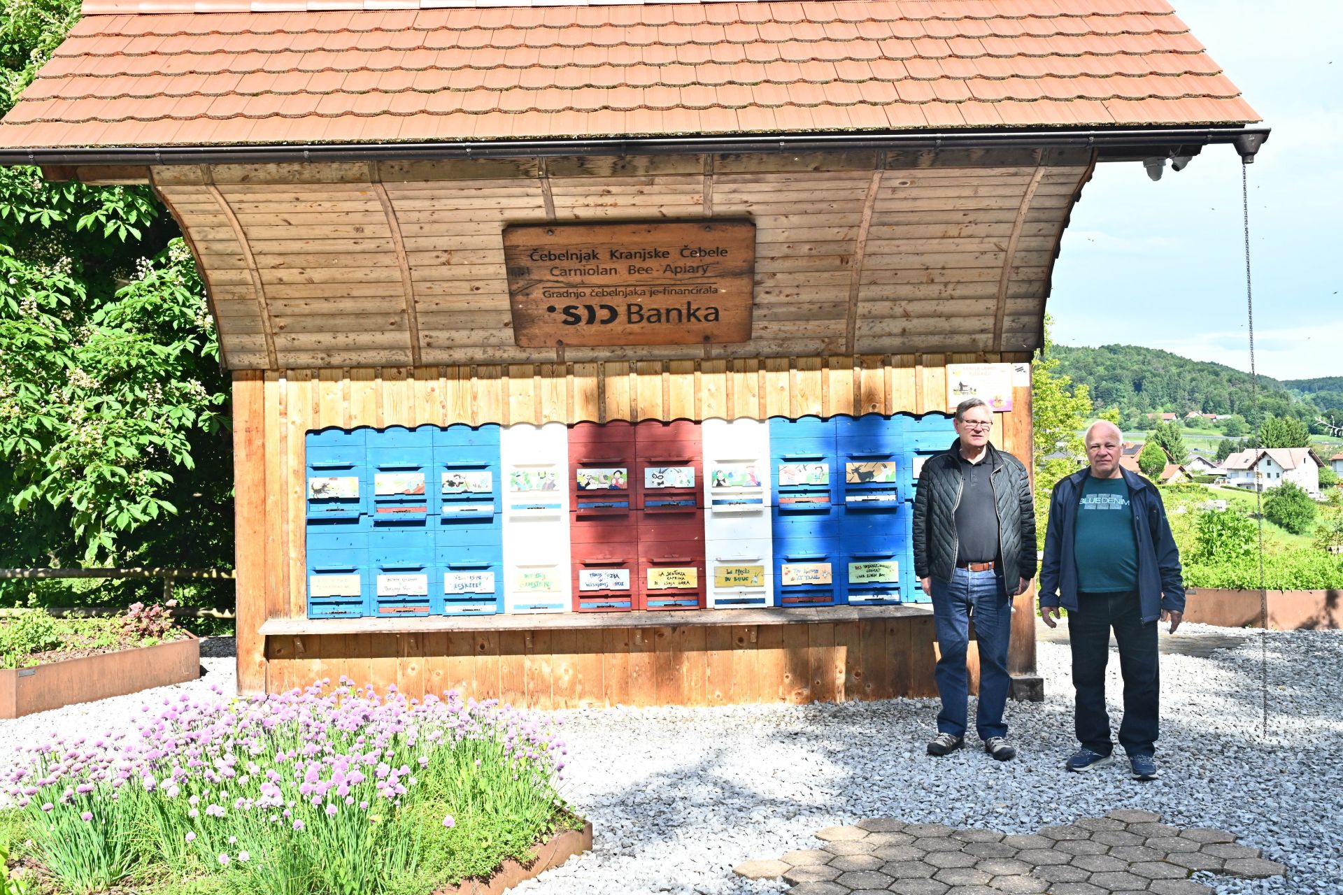 Hiša kranjske čebele