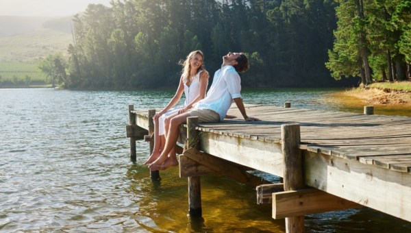 couple on summer vacation