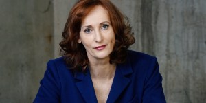 “Vsak dan je treba najti nekaj, kar te iz temine vleče v svetlobo”