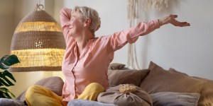 Znanost razkriva 5 ključnih stvari za zadovoljno starost