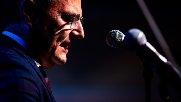 tone rode; director družina