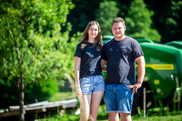 Luka Duša, Tjaša Kastelic