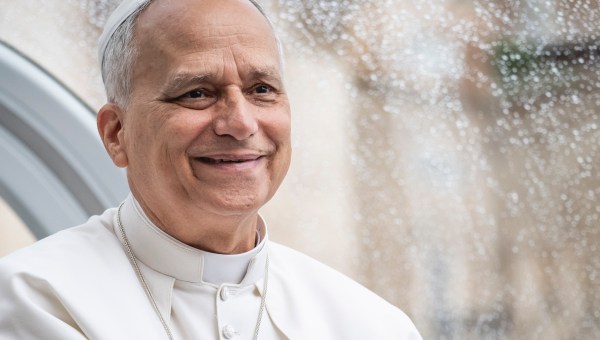 Corner Item Image - Papež Leon v svoji prvi apostolski spodbudi: Ljubezen do ubogih je srce naše vere