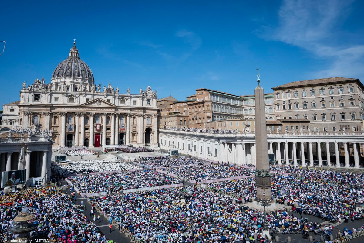 {"rendered":"Kanonizacija Karla Acutisa in Petra Jurija Frassatija"}