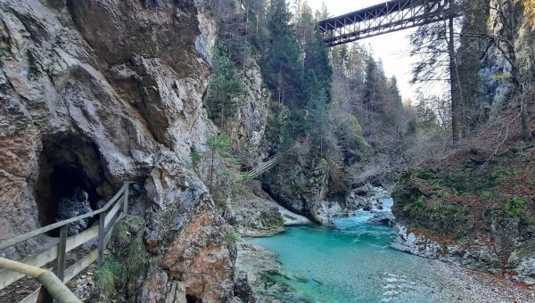 Corner Item Image - Ob bistrih vodah Ziljice: izlet v sotesko pri Trbižu