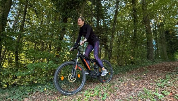 Vožnja z električnim kolesom